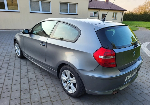 BMW Seria 1 cena 19500 przebieg: 217000, rok produkcji 2009 z Śmigiel małe 92